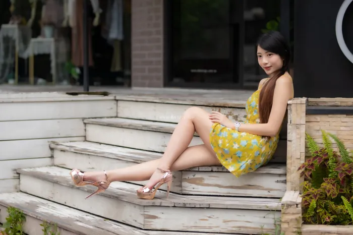 [Mzsock] NO.090 Xiangqin sexy short skirt high heels beautiful legs outdoor shot street photography#[64P]-25